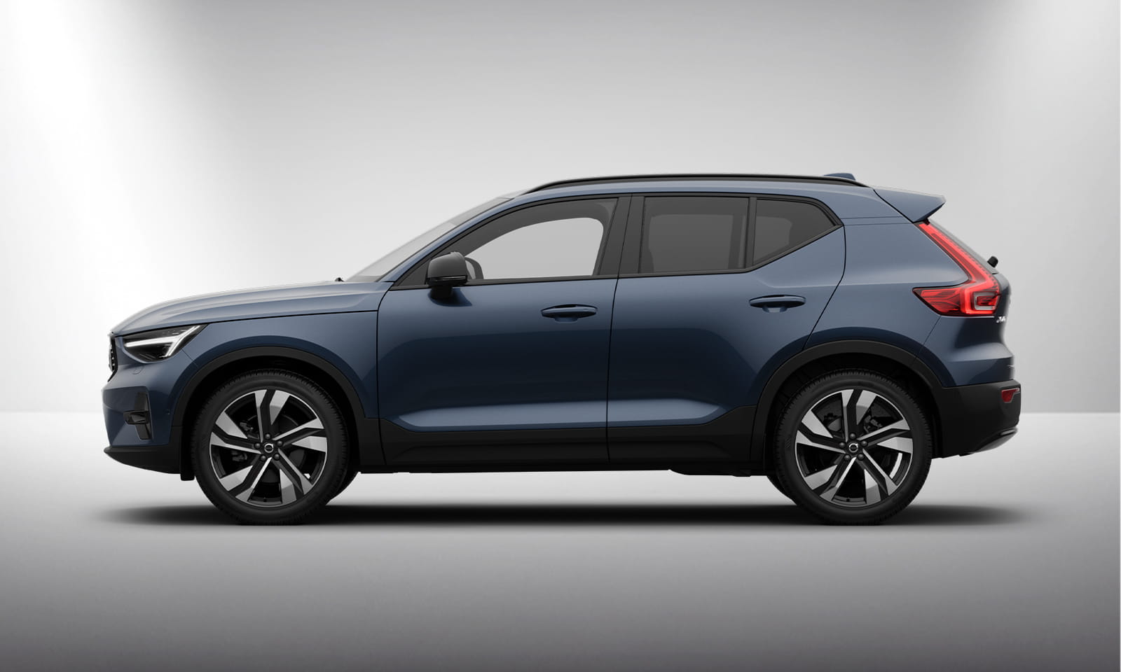 xc40-b3-ultradark_2027_02