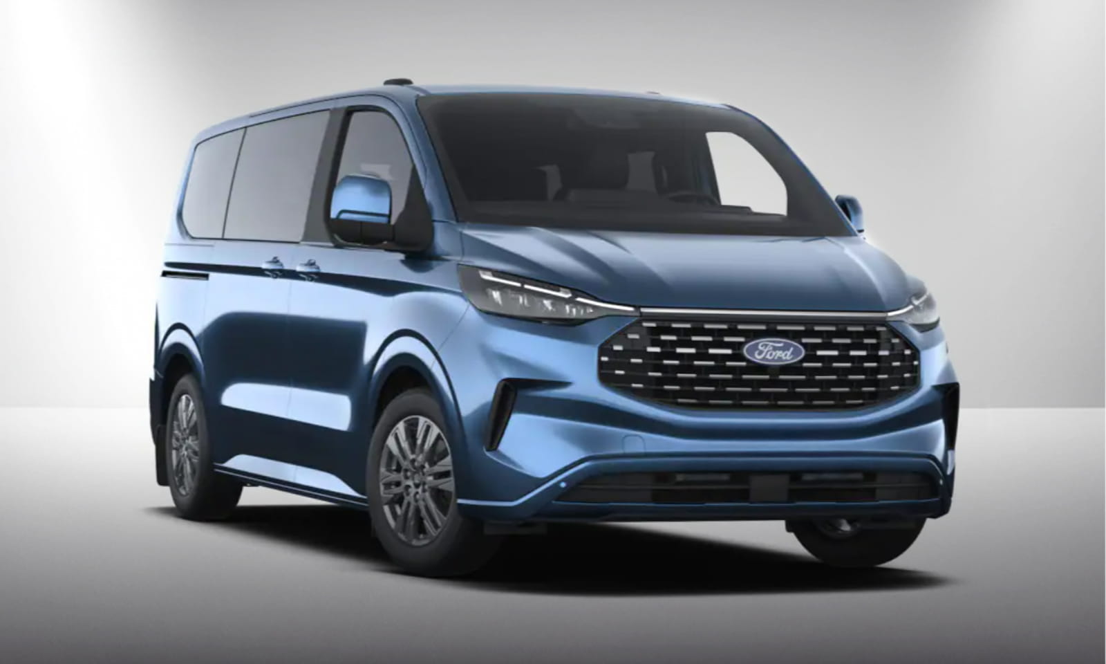 Ford Ford Tourneo Custom Titanium im Auto Abo von Athletic Sport Sponsoring